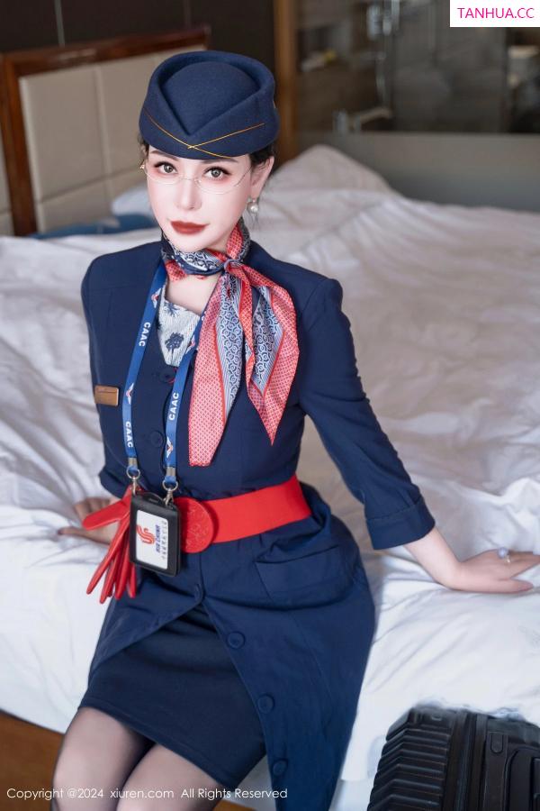   [XiuRen]高清写真图 2024.03.19 No.8253 悦悦姐 黑丝美臀第14张图片